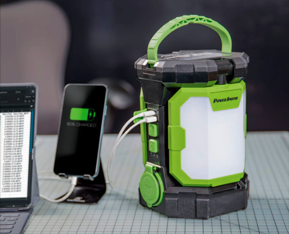 Voyager 5000 Lumen Jobsite Lantern